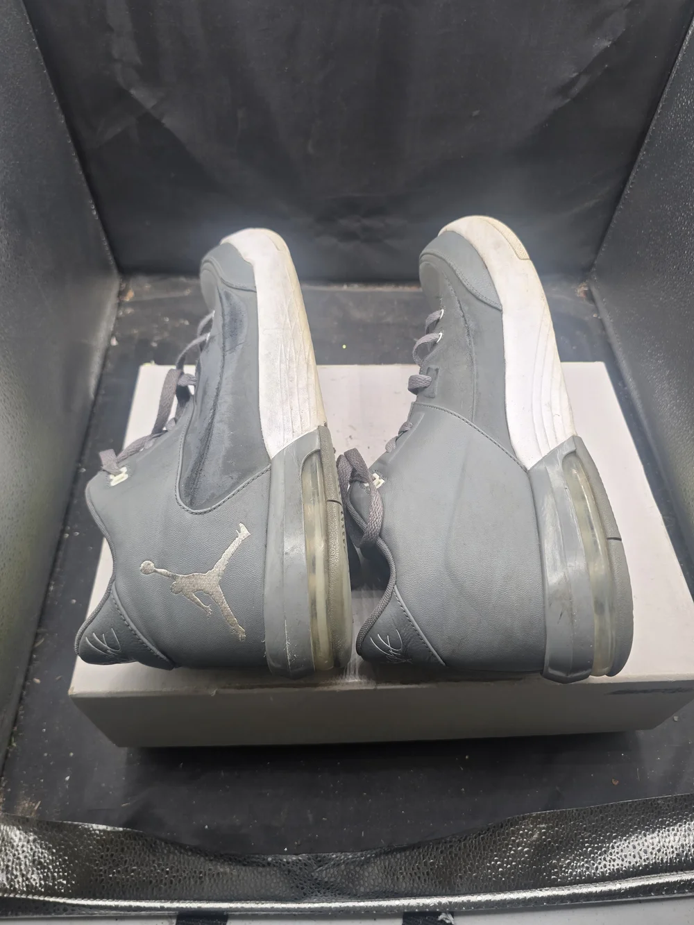 Jordan Men's Grey Low-Top‎ Sneakers